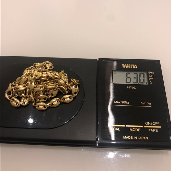 Other - 18 Karat Yellow Gold Chain